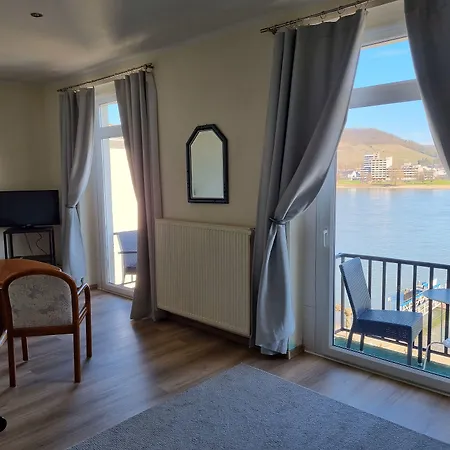 Rhein-residenz Szálloda